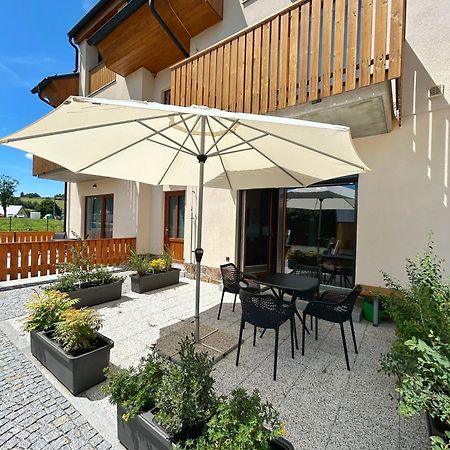 Apartman Se Slunnou Teraskou V Kasperkach Kasperske Hory Bagian luar foto
