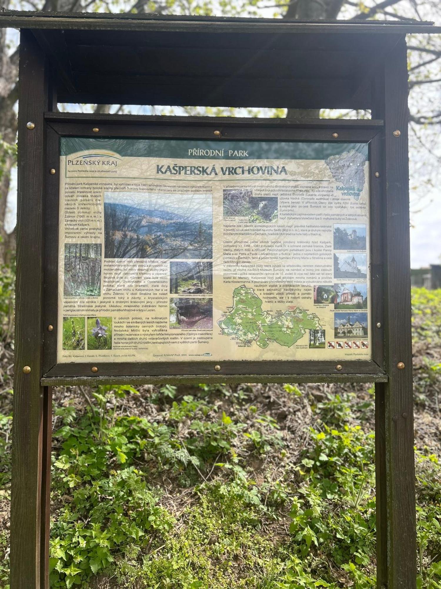 Apartman Se Slunnou Teraskou V Kasperkach Kasperske Hory Bagian luar foto